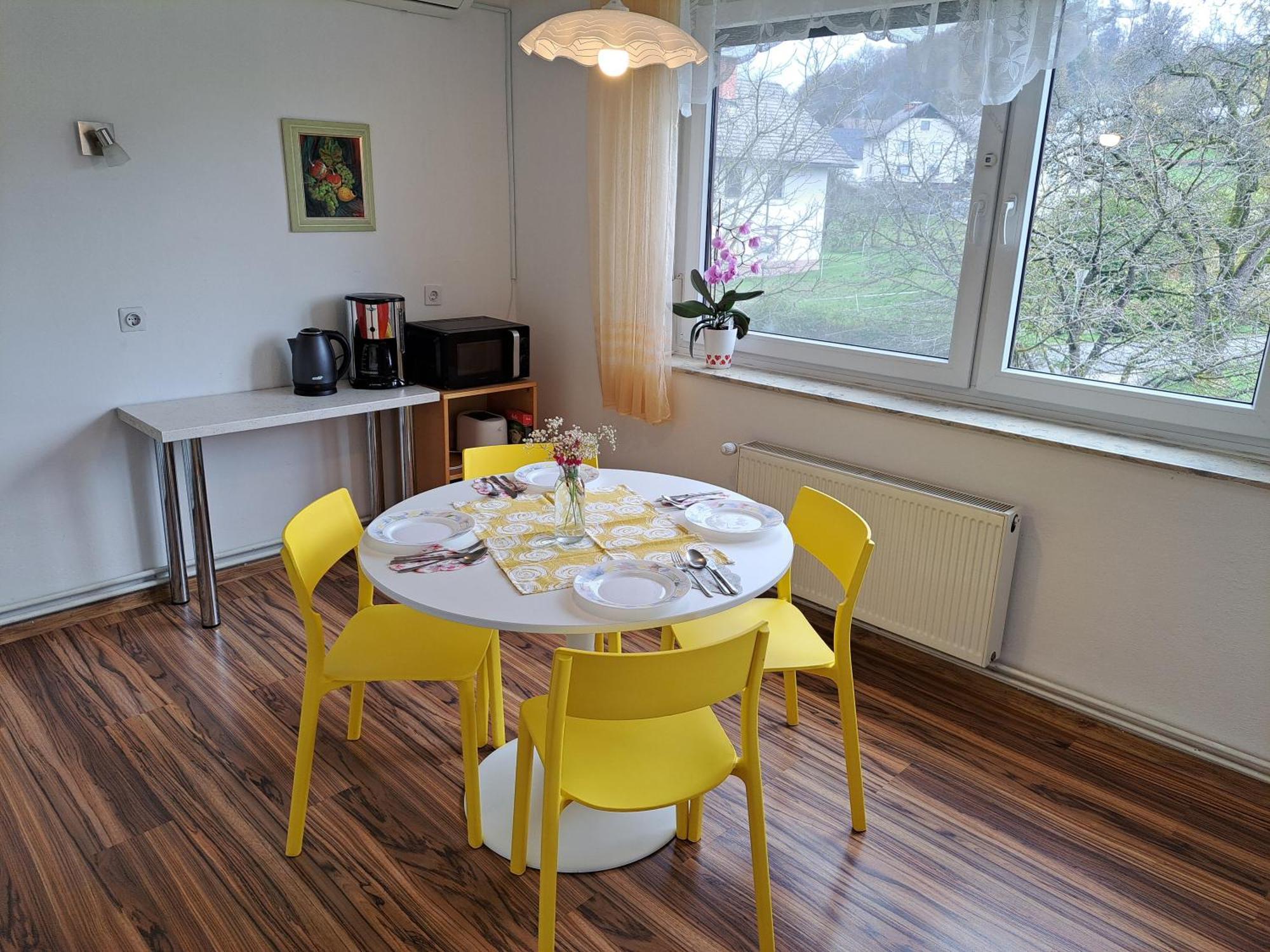 Apartments Bukor Lukovica pri Domžalah Exteriör bild